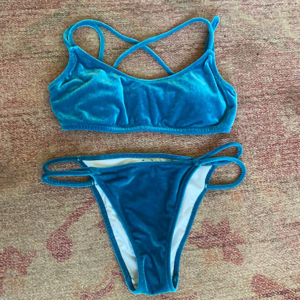 Blue Velvet bikini